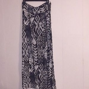 Maxi skirt